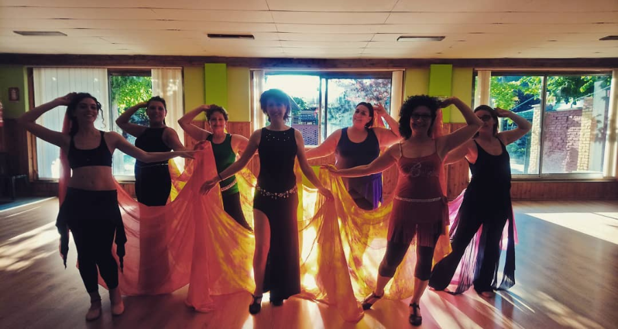 Danza orientale l’inizio di un percorso per conoscersi meglio